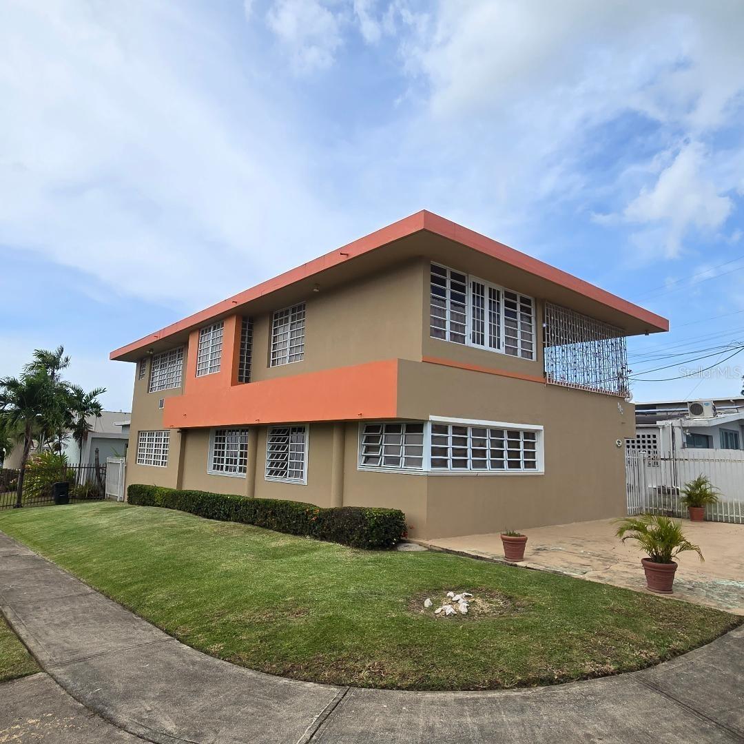 Don’t miss this rare opportunity to own a comfortable 2 unit property in the heart of the metropolitan area in Cupey. Enjoy the breeze with cross ventilation with high ceilings, laundry facilities, parking etc. First floor features a 2 bedroom, 1 bathroom unit with a living room, kitchen, and dining room. Second floor unit with 3 bedrooms and 2 bathrooms, living room, kitchen, and dining room and balcony . Sagrado Corazón has security 24/7, recreation park, and tennis courts. HOA $75. Sale price not subject to appraisal. Bank pre-qualification letter or proof of funds required for showing.
