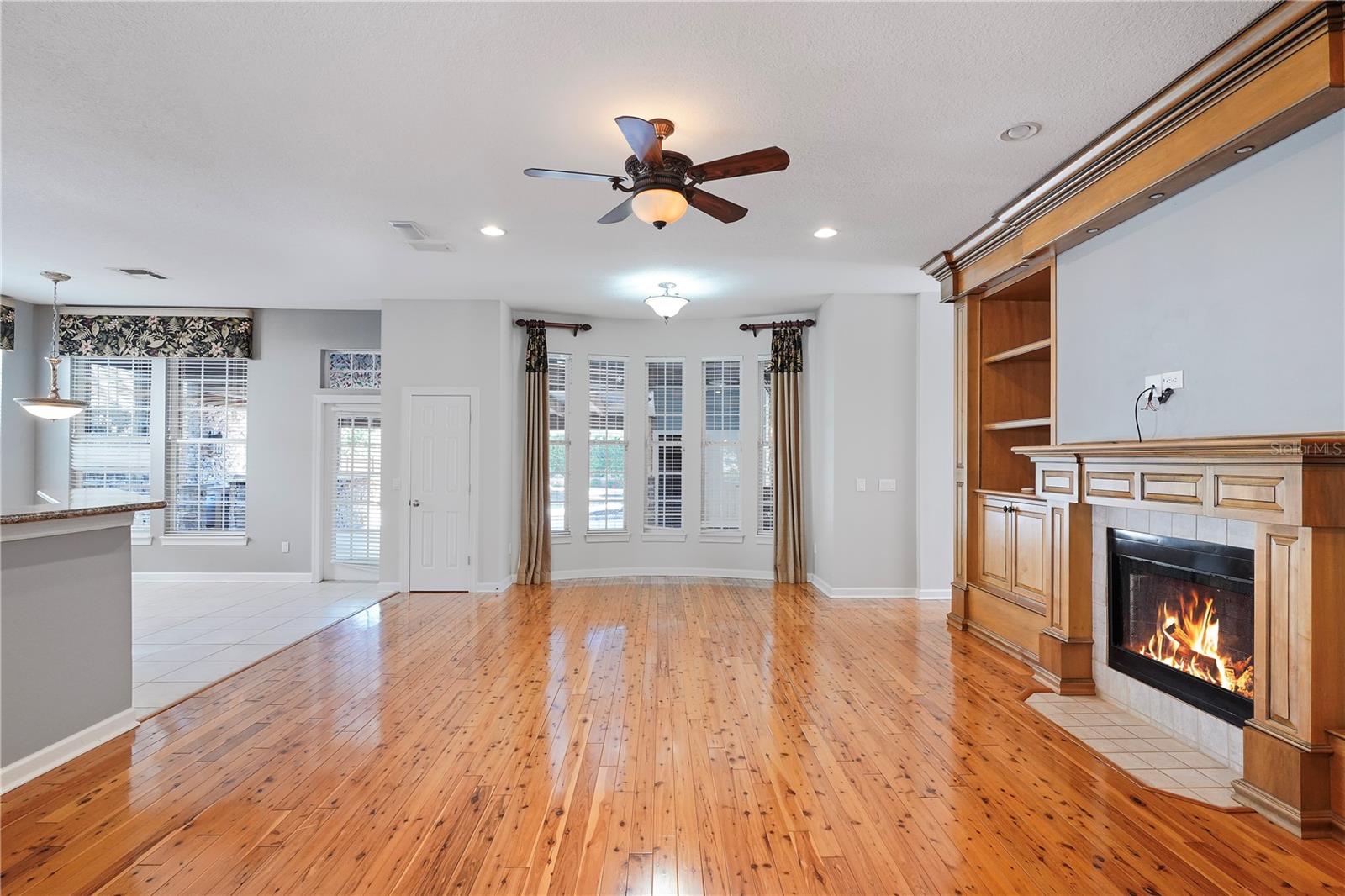 CELEBRATION NORTH VILLAGE UNIT 04 - Residential Lease