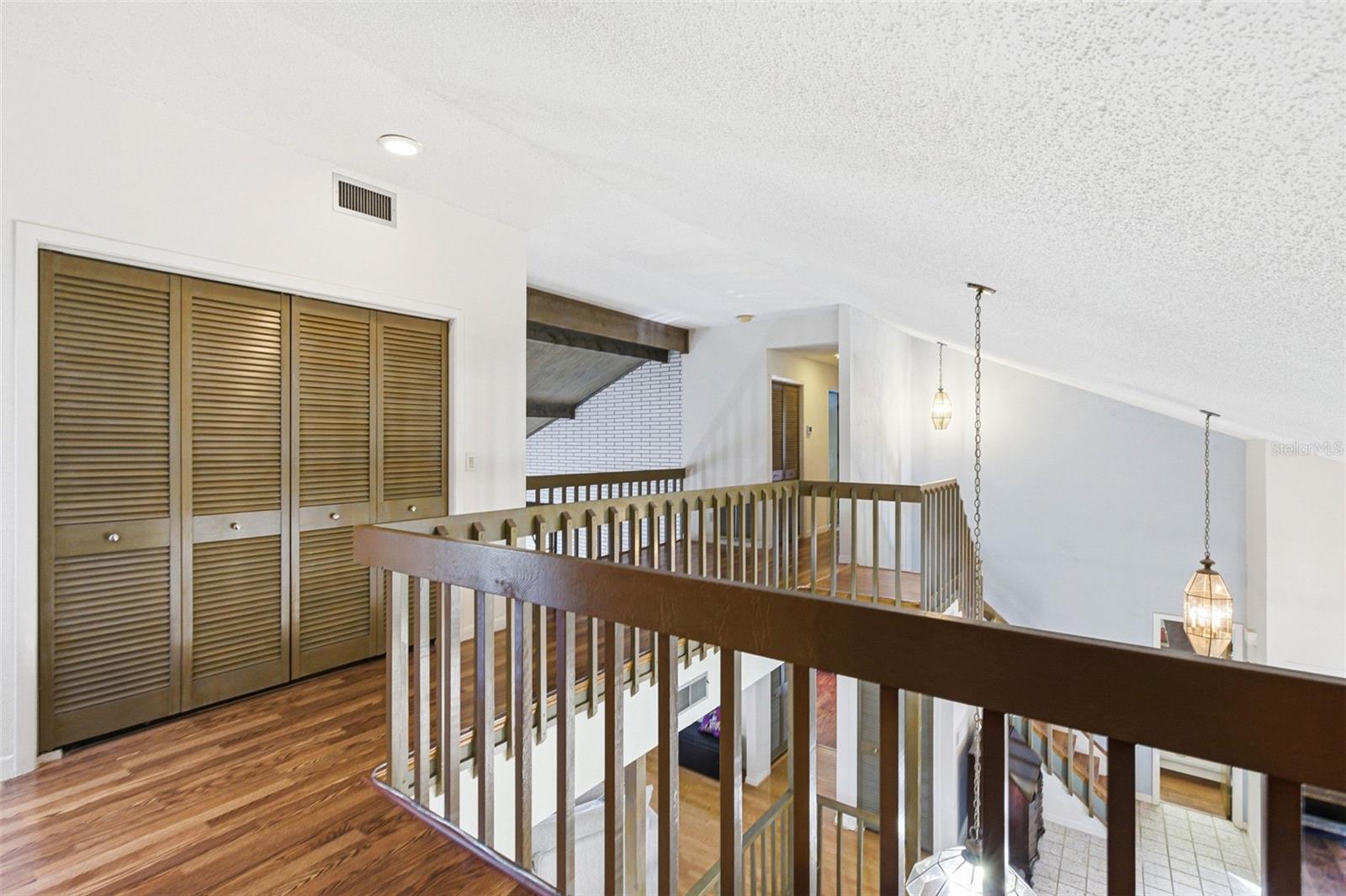 WESTLAKE VILLAGE SEC II - Residential