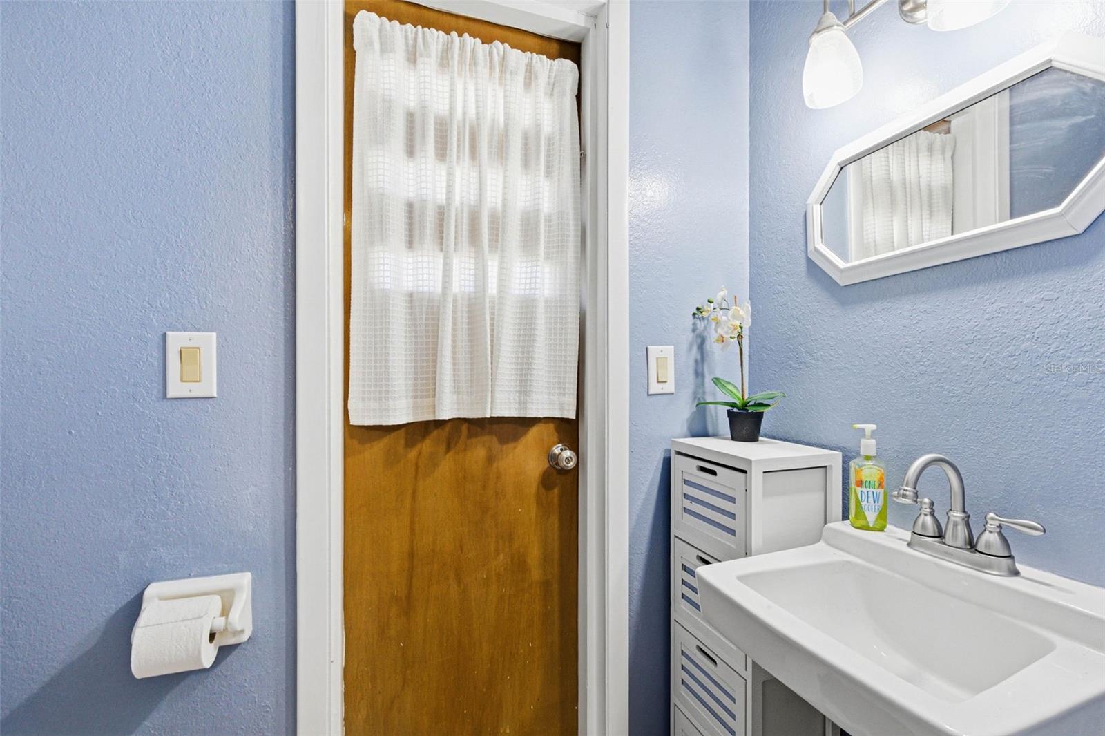 WESTLAKE VILLAGE SEC II - Residential