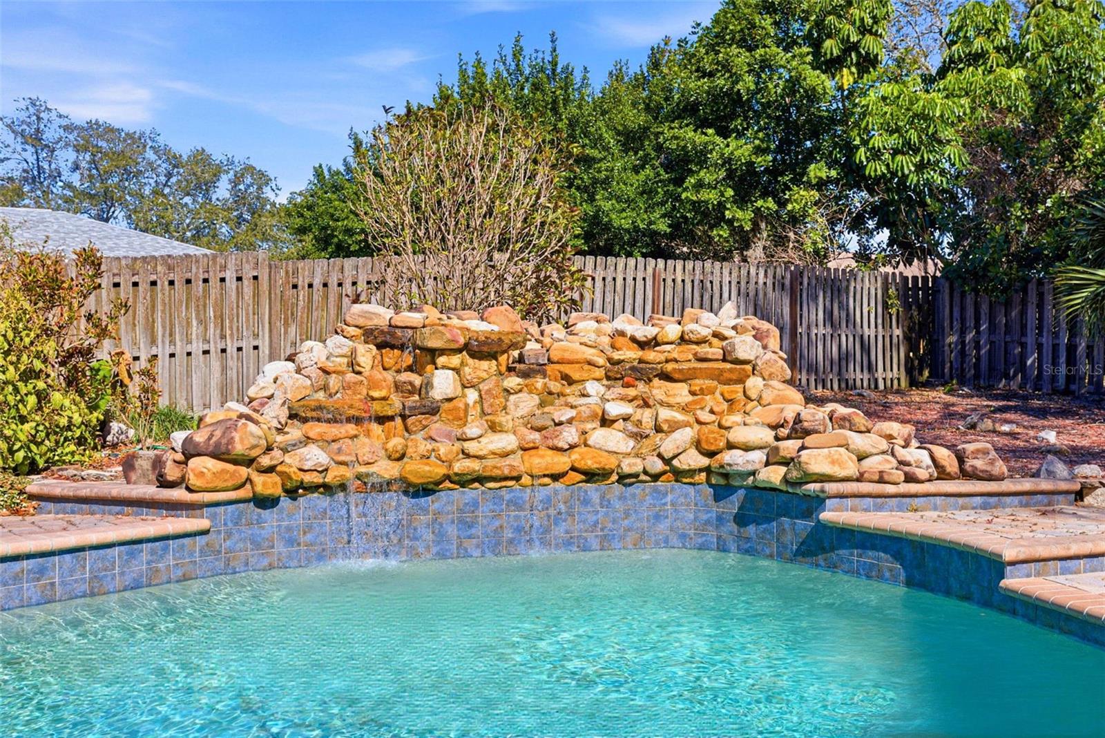 WESTLAKE VILLAGE SEC II - Residential