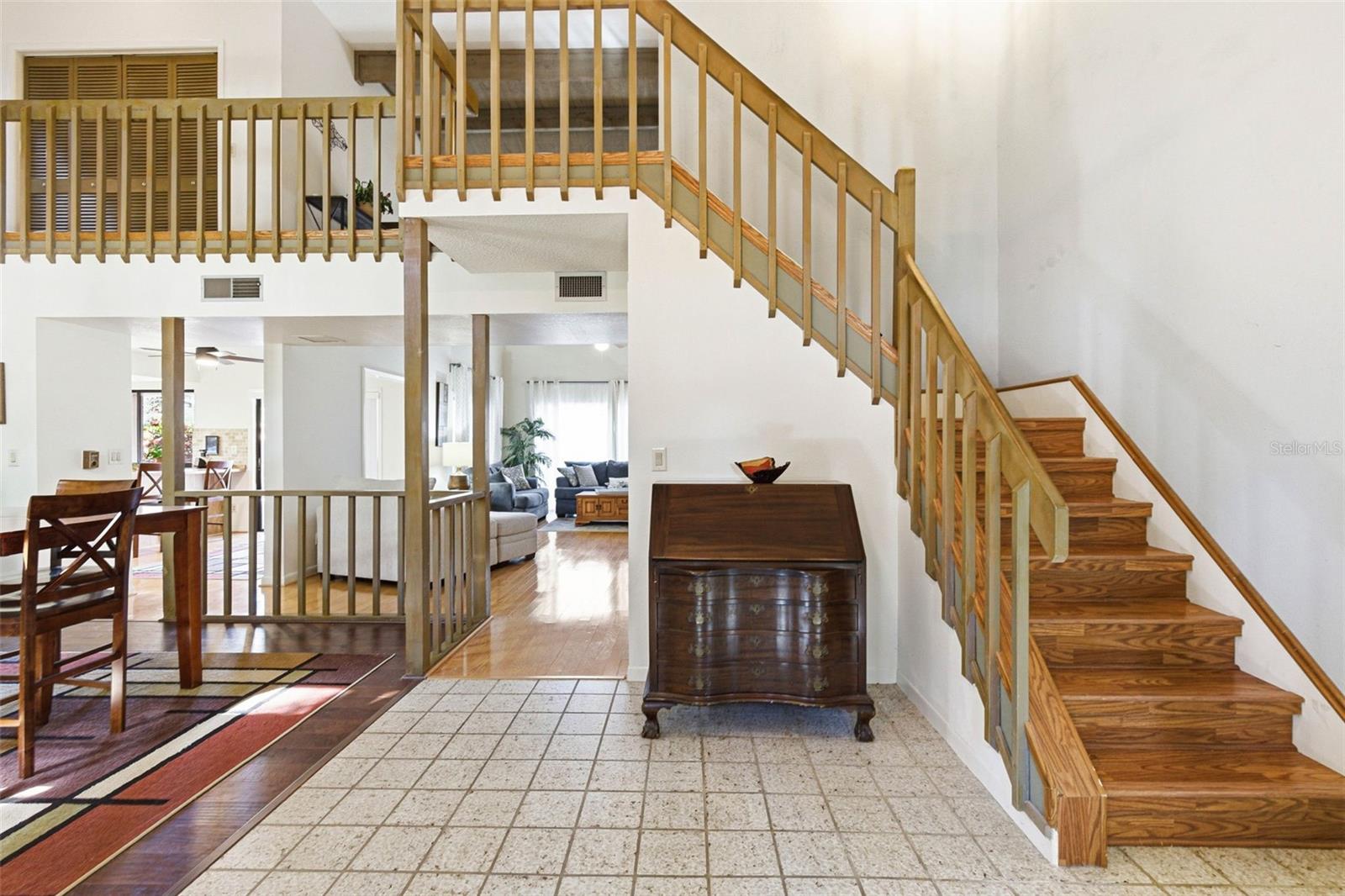 WESTLAKE VILLAGE SEC II - Residential