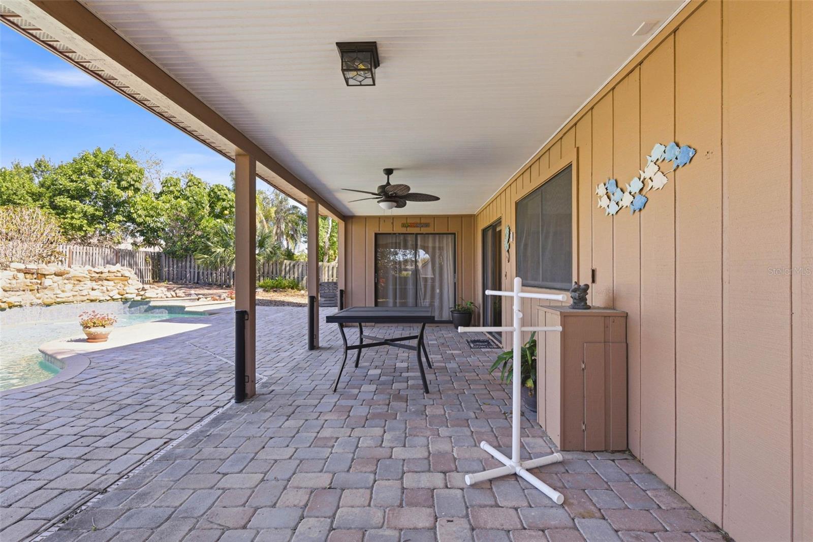 WESTLAKE VILLAGE SEC II - Residential