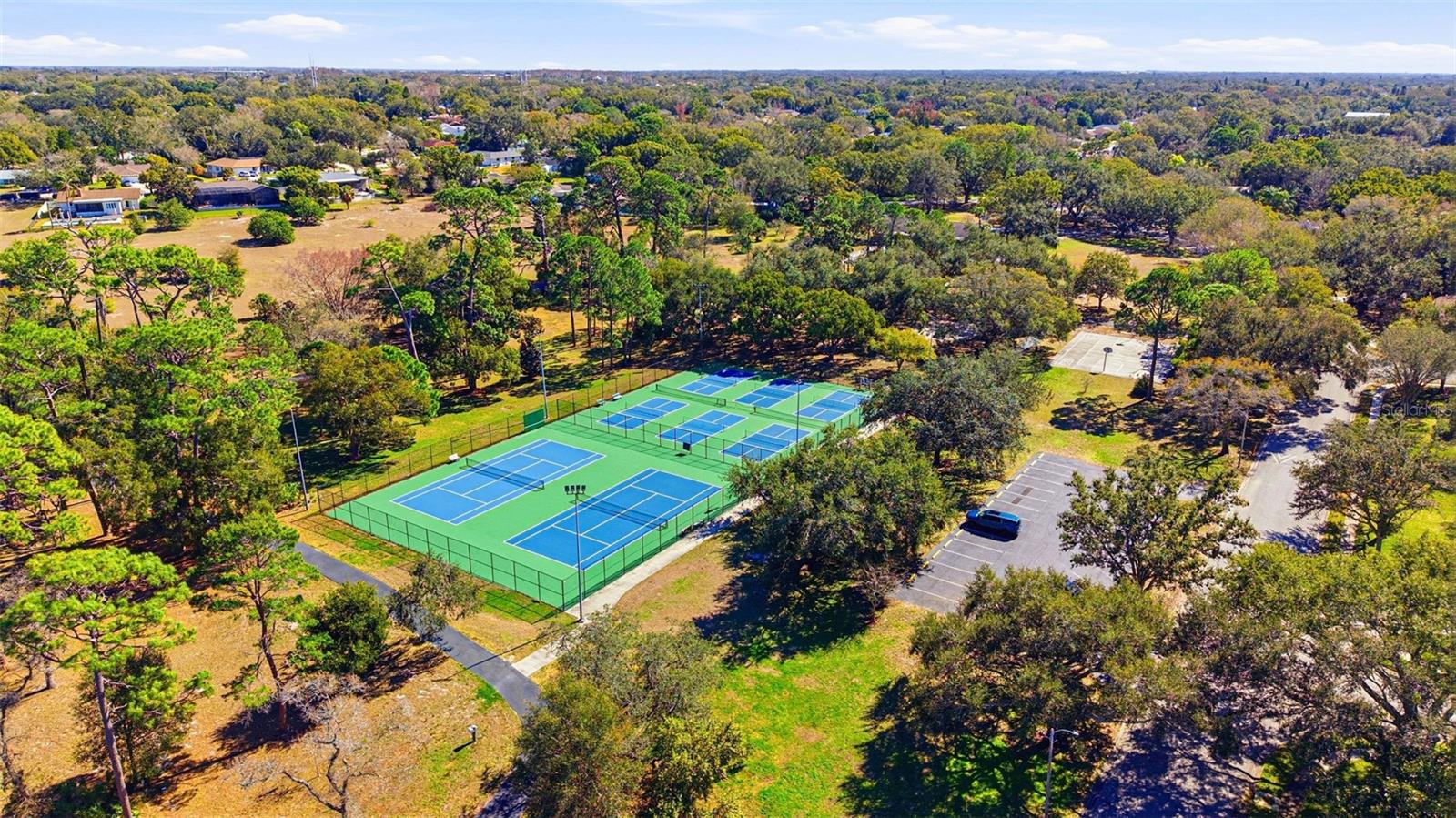 WESTLAKE VILLAGE SEC II - Residential