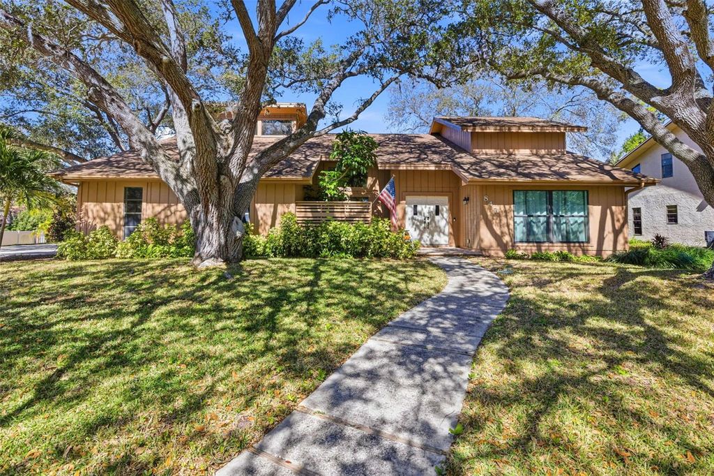 Photo of 847 Hillside Drive, Palm Harbor, FL 34683 (MLS # TB8472928)