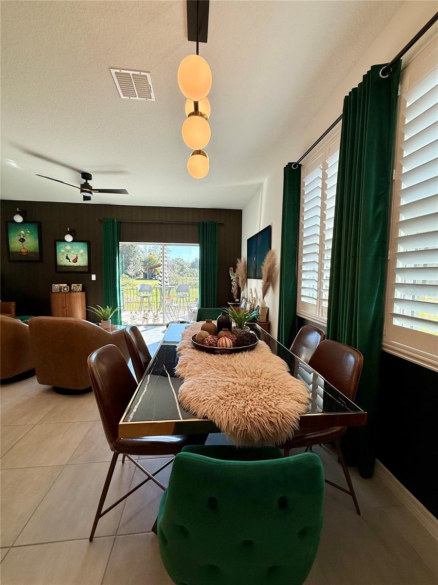 RIVERFRONT ESTS SOUTH - Residential