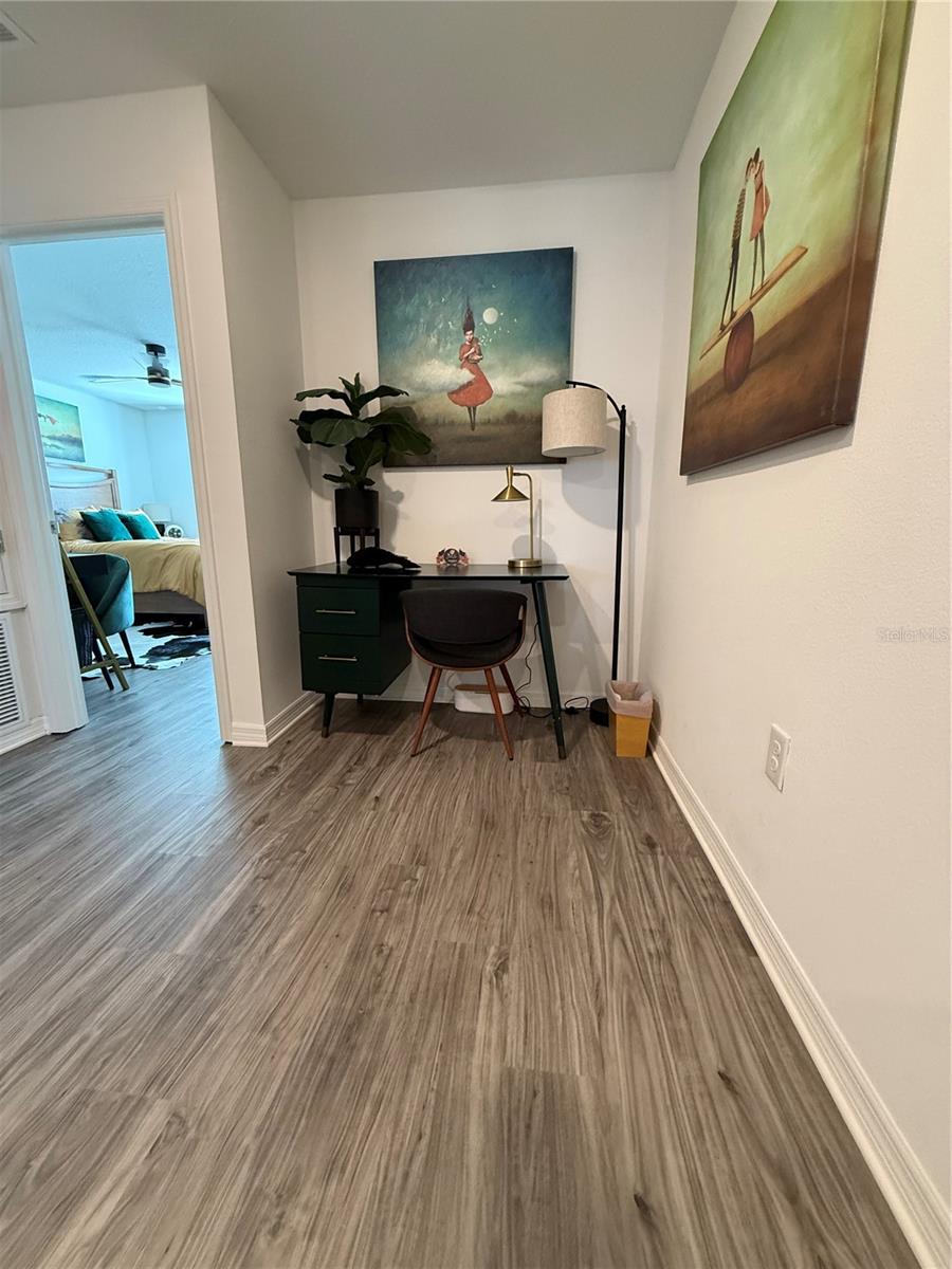 RIVERFRONT ESTS SOUTH - Residential