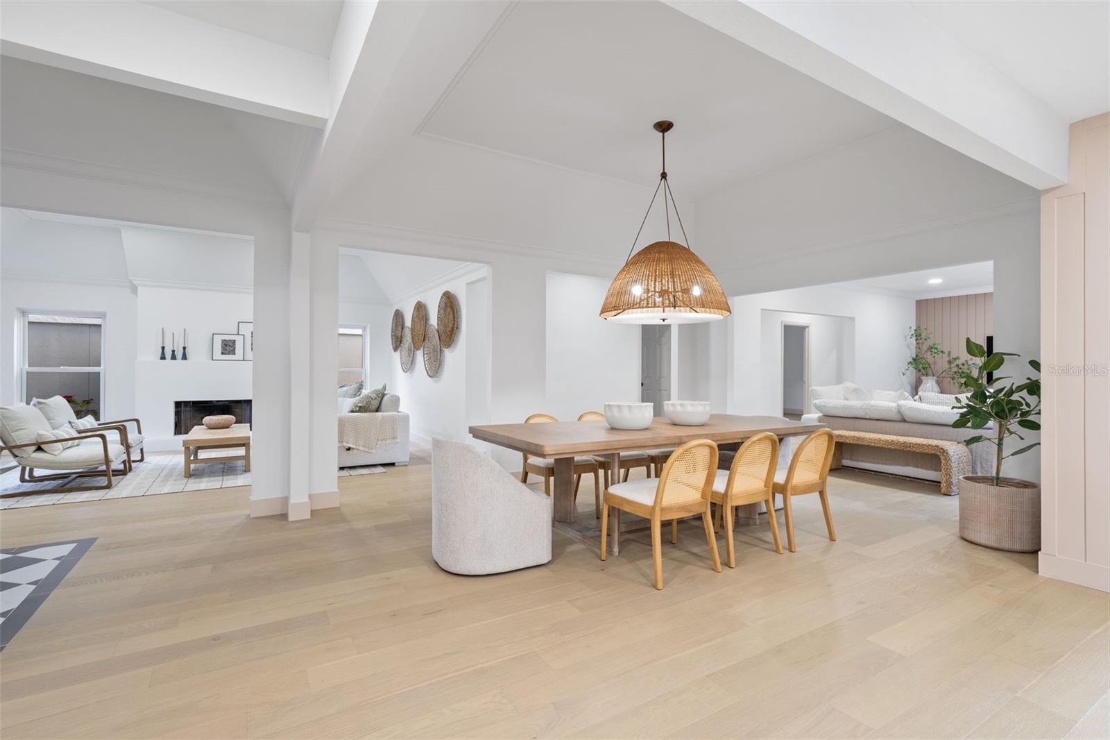 BAY HILL VILLAGE SOUTH & EAST CONDO - Residential