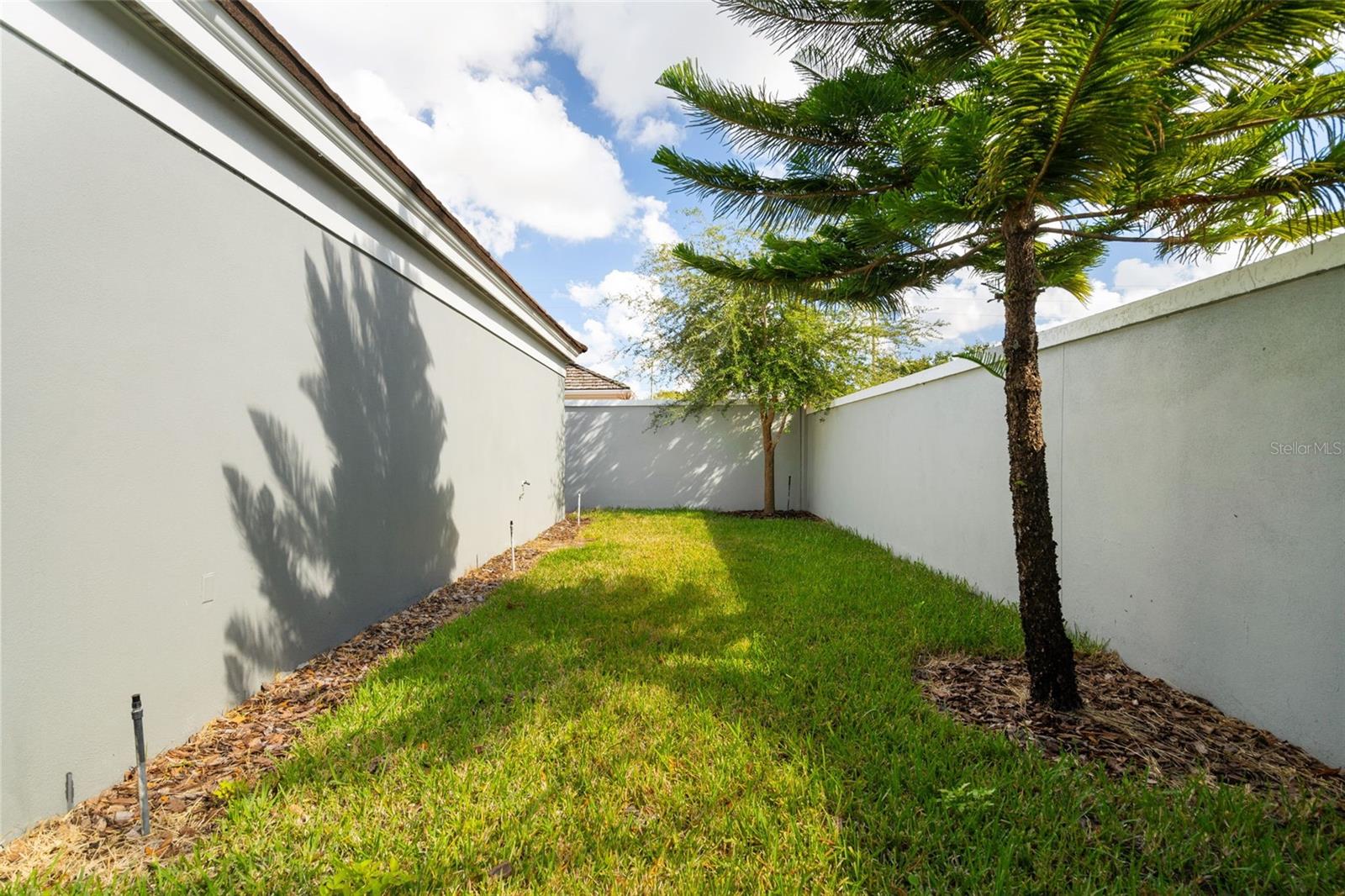 BAY HILL VILLAGE SOUTH & EAST CONDO - Residential