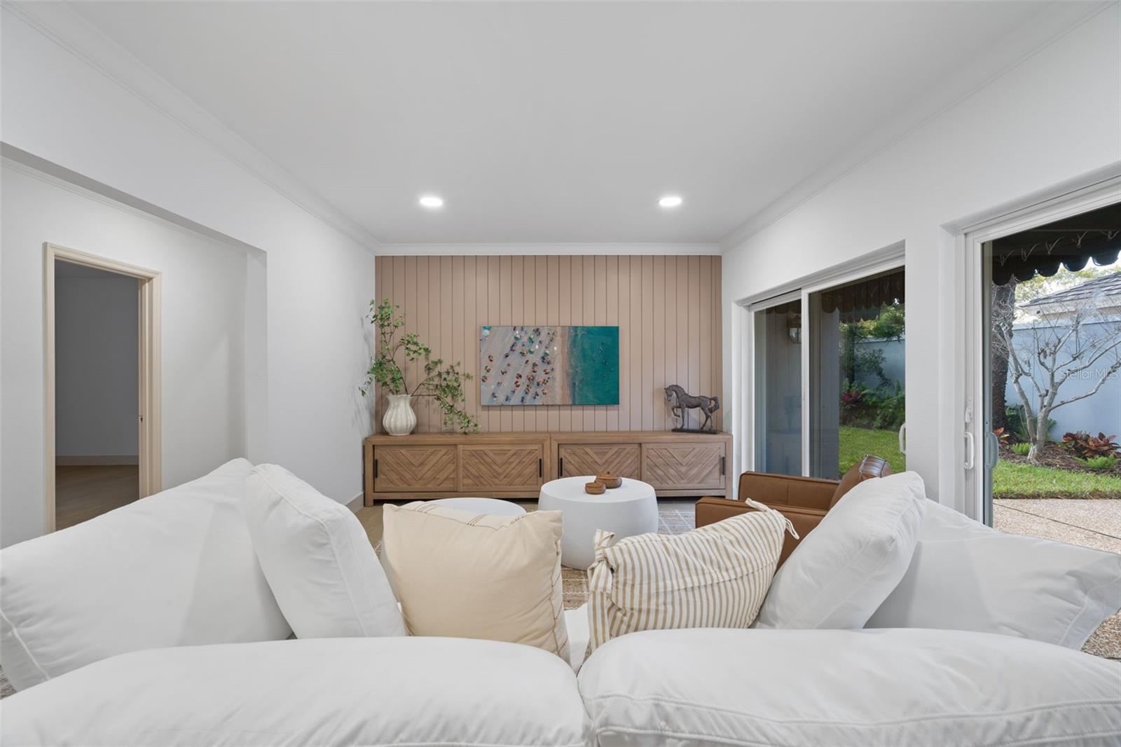 BAY HILL VILLAGE SOUTH & EAST CONDO - Residential