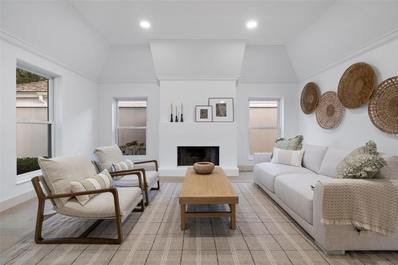 BAY HILL VILLAGE SOUTH & EAST CONDO - Residential