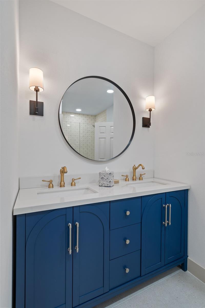 BAY HILL VILLAGE SOUTH & EAST CONDO - Residential