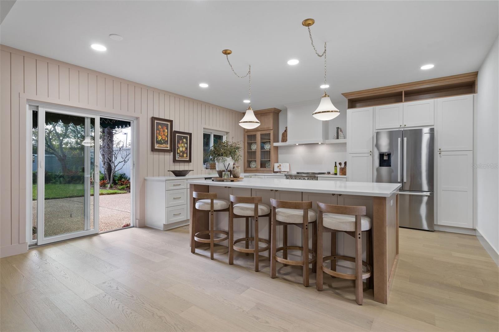 BAY HILL VILLAGE SOUTH & EAST CONDO - Residential