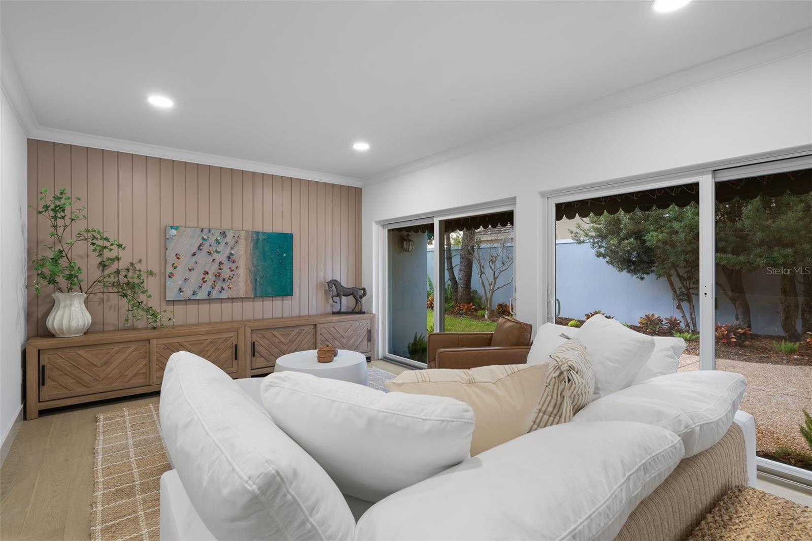 BAY HILL VILLAGE SOUTH & EAST CONDO - Residential