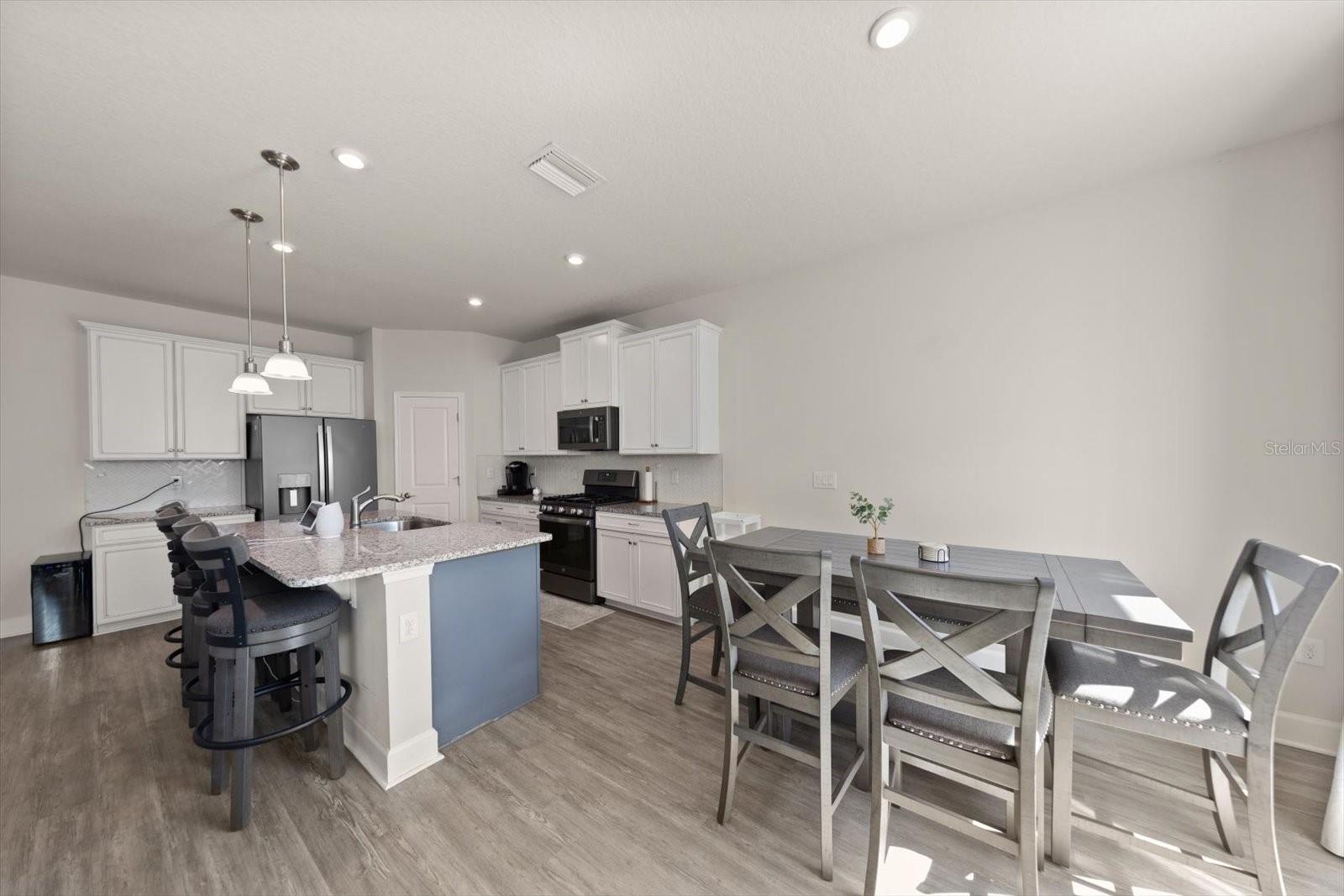 LUCAYA LAKE CLUB PH 4B - Residential