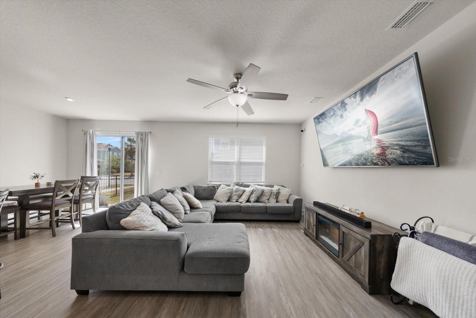 LUCAYA LAKE CLUB PH 4B - Residential