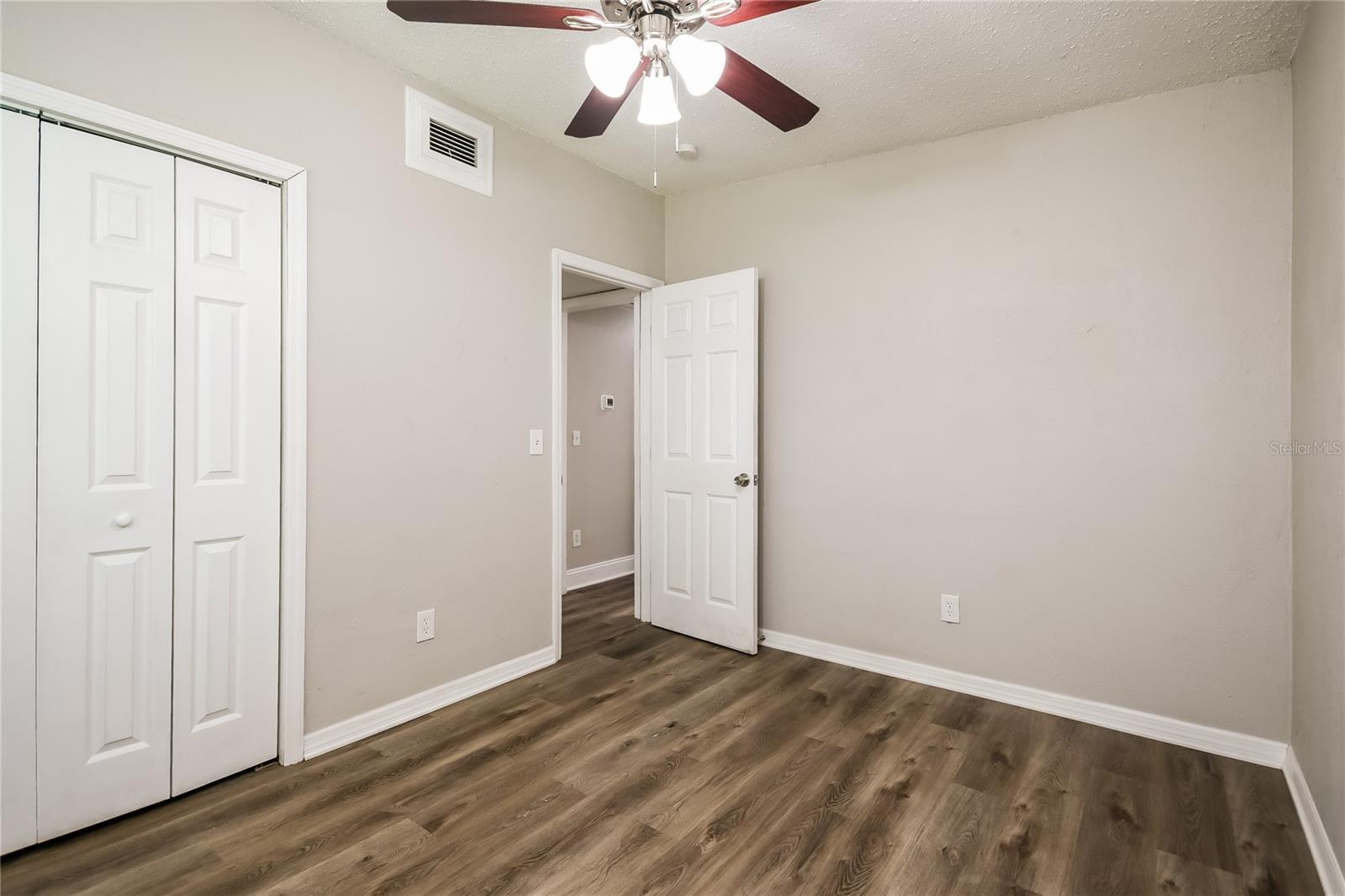 EULA VISTA - Residential Lease