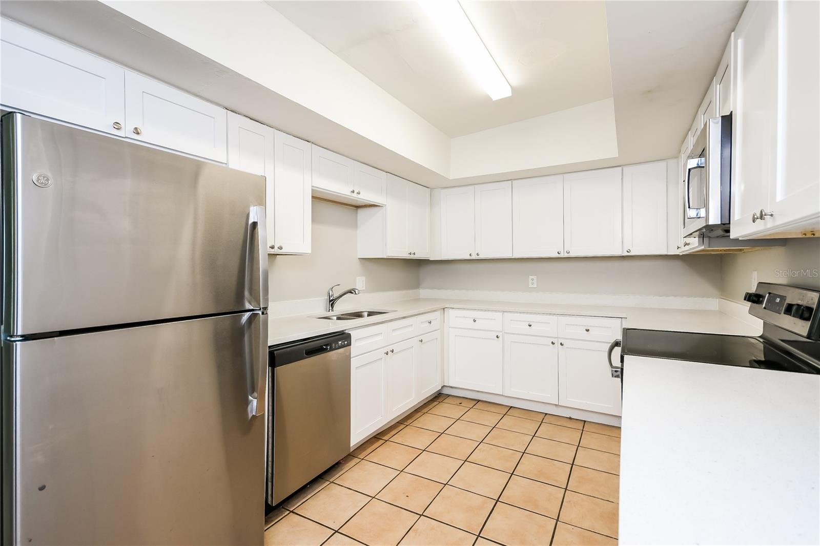 EULA VISTA - Residential Lease