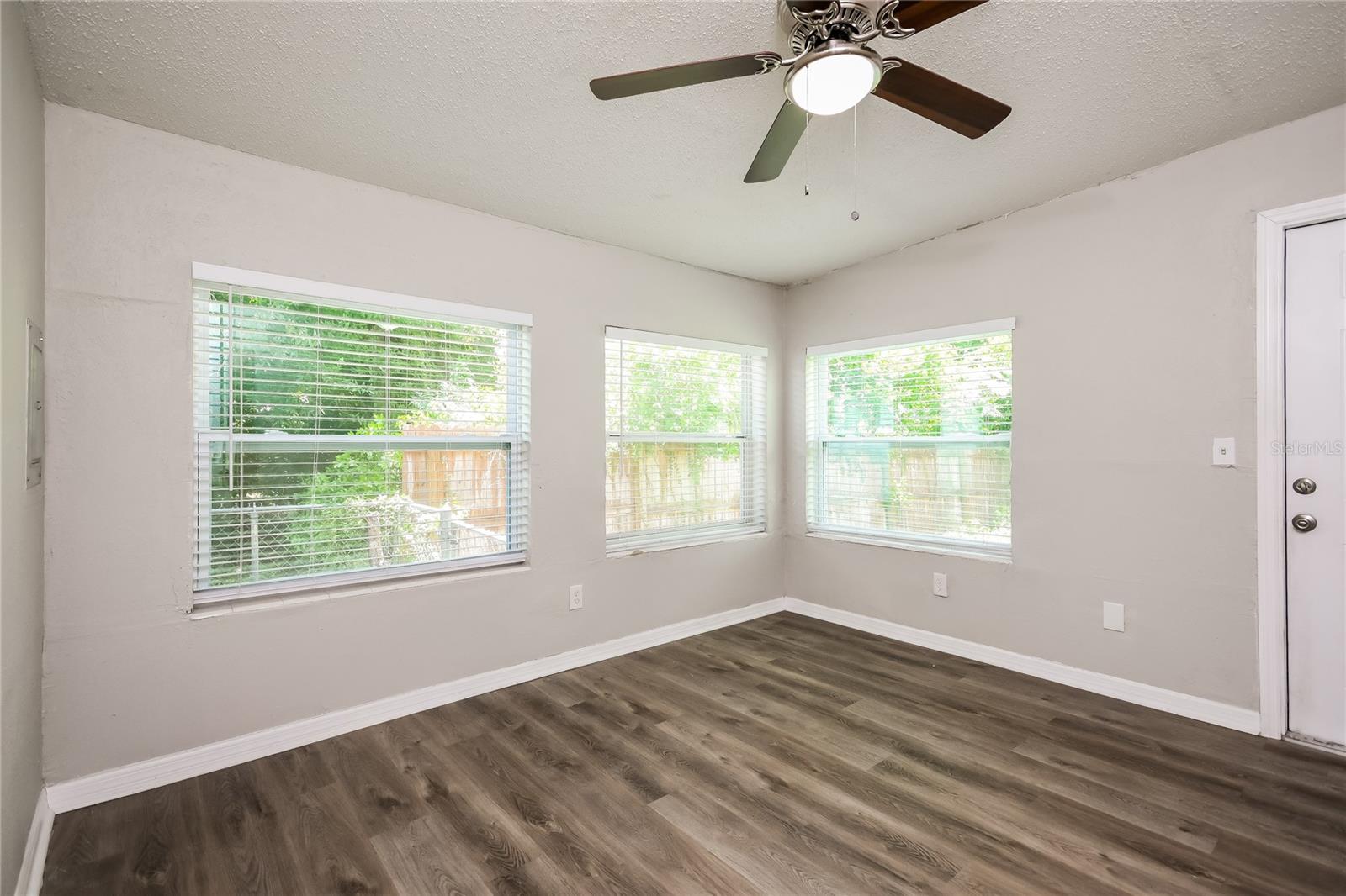 EULA VISTA - Residential Lease