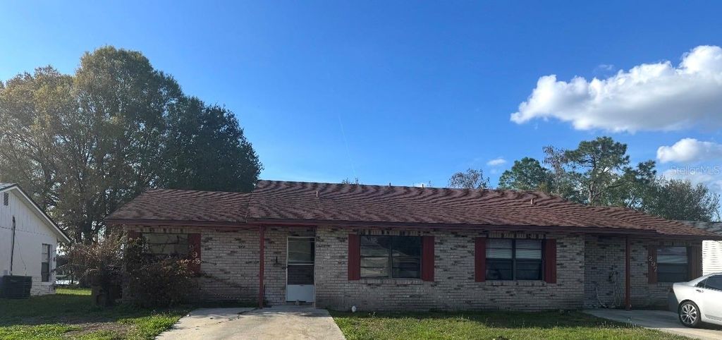 Photo of 295 Cobalt Drive, Kissimmee, FL 34758 (MLS # S5146551)