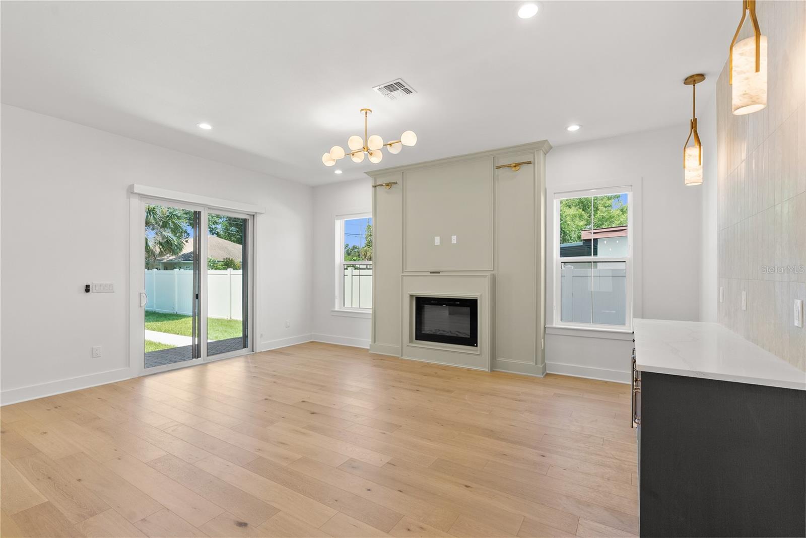 BURKHARD & LEWIS SUB - Residential