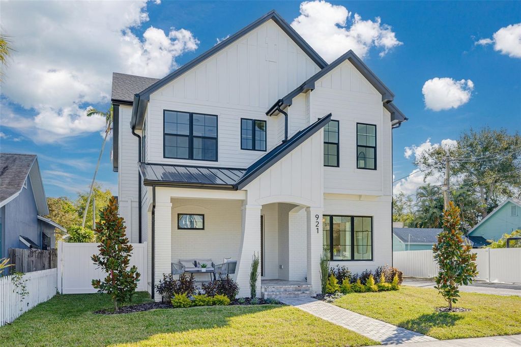 Photo of 921 12th Street N, St Petersburg, FL 33705 (MLS # TB8448571)