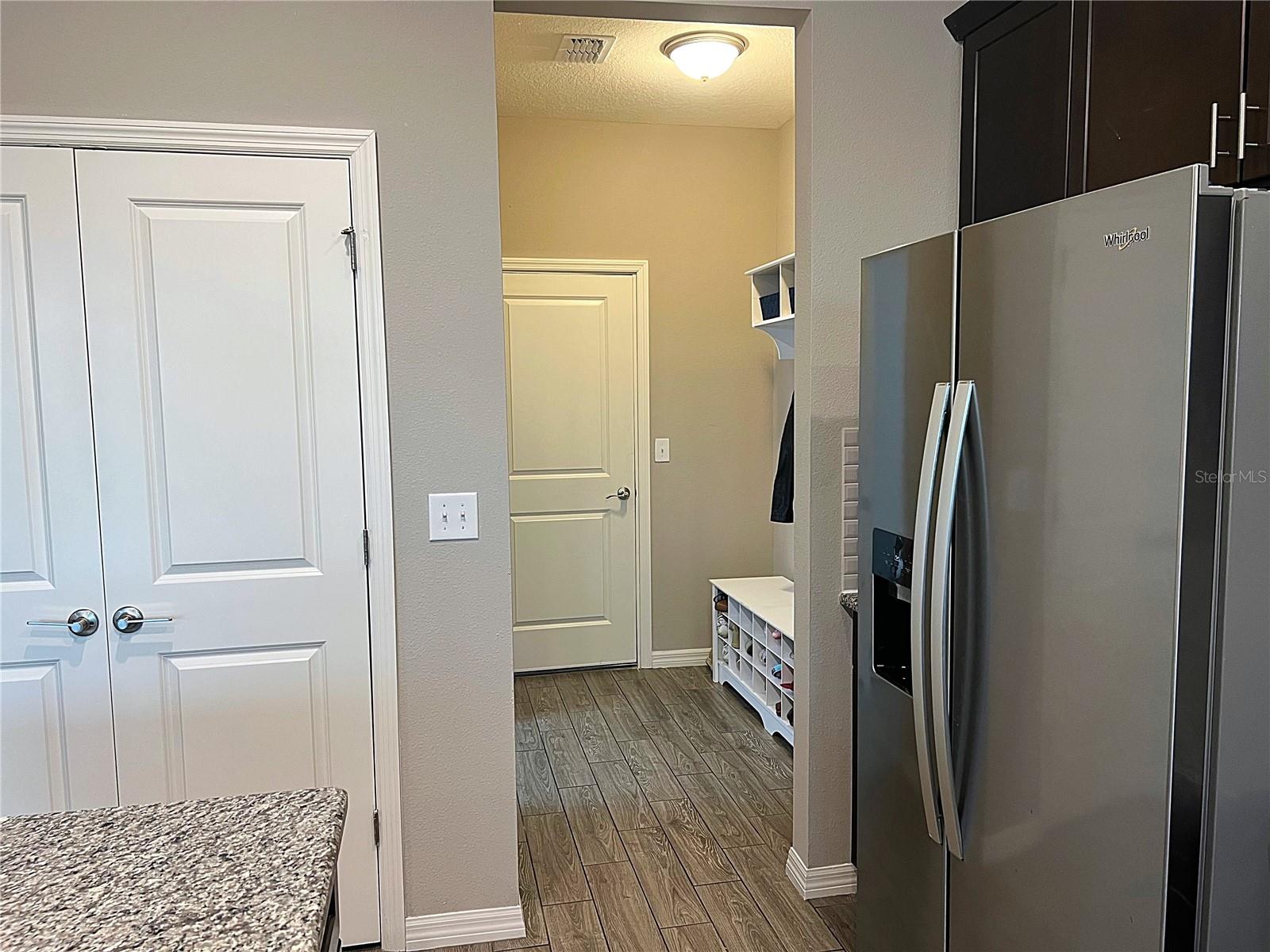 STONEYBROOK AT VENICE - Residential