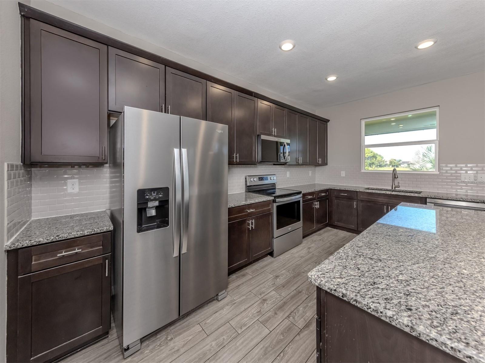 STONEYBROOK AT VENICE - Residential