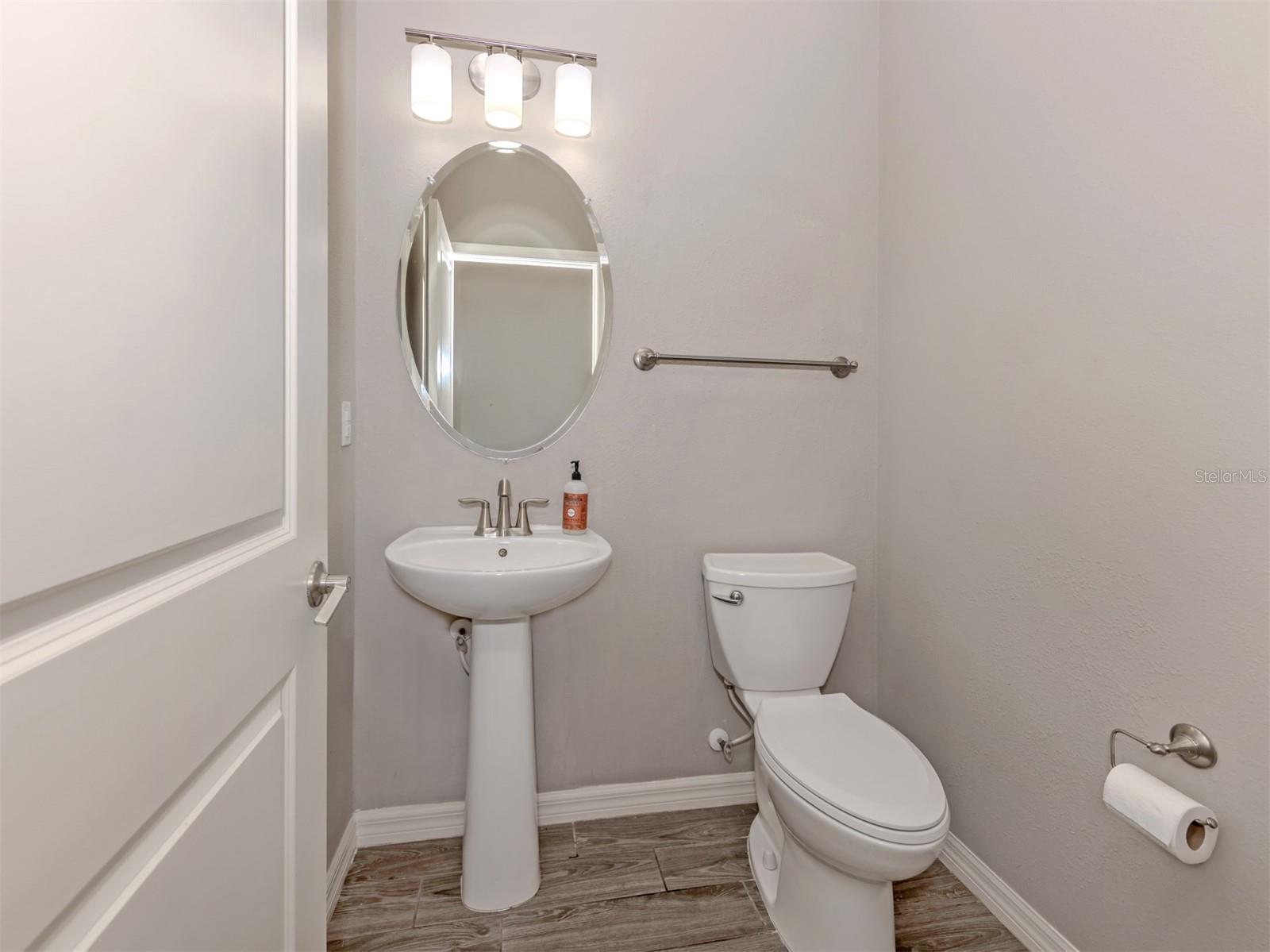 STONEYBROOK AT VENICE - Residential