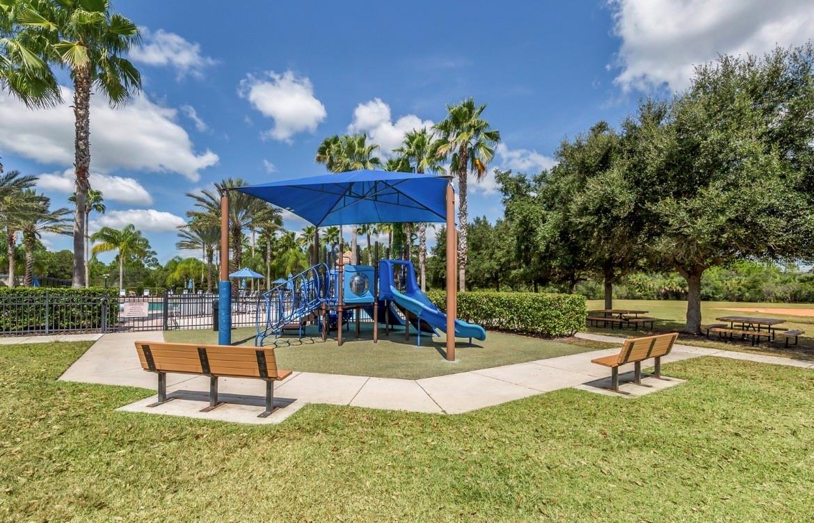 STONEYBROOK AT VENICE - Residential