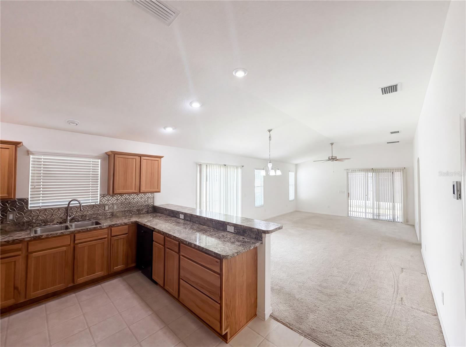 VILLAGES OF SUMTER PERRY VILLAS - Residential