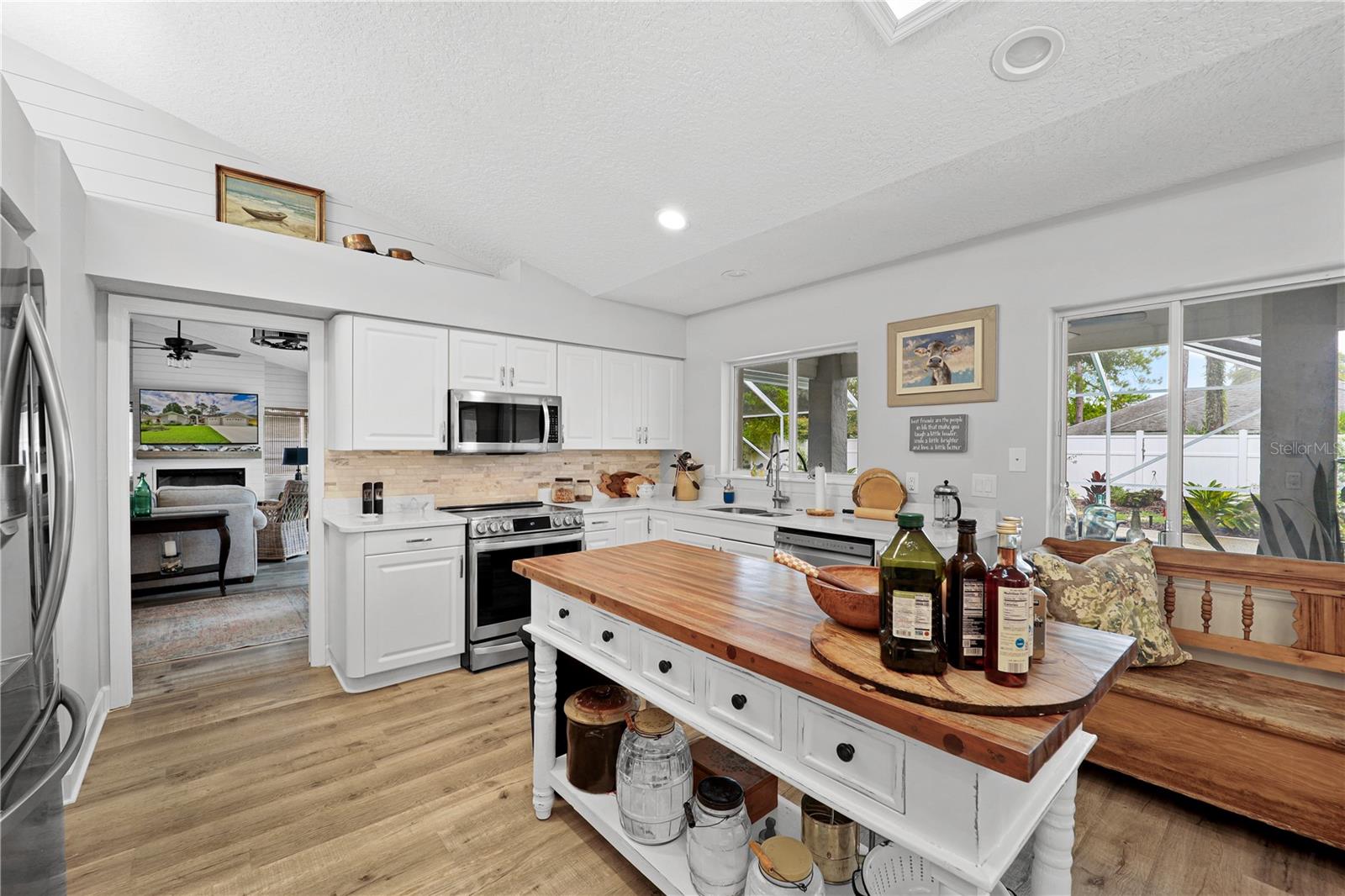 DEERWOOD REP BLK 20 PINE LAKES GOLF COURSE - Residential