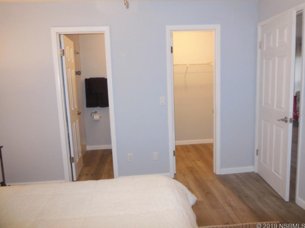 Florida Shores 01 - Residential