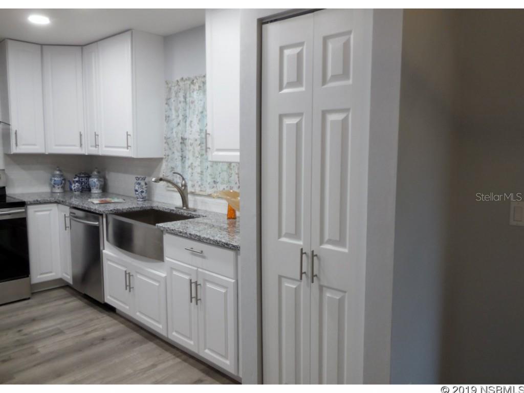 Florida Shores 01 - Residential