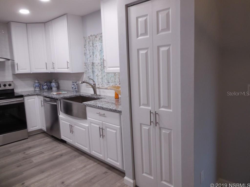 Florida Shores 01 - Residential