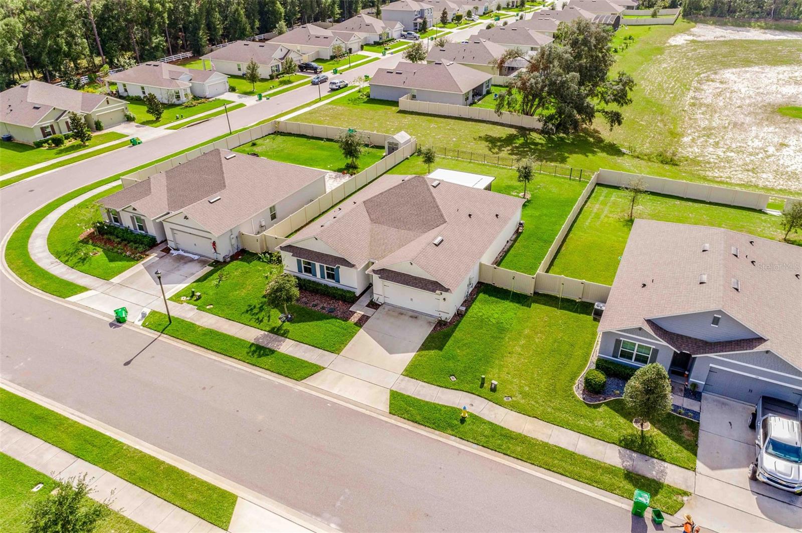 HUNTINGTON DOWN - Residential