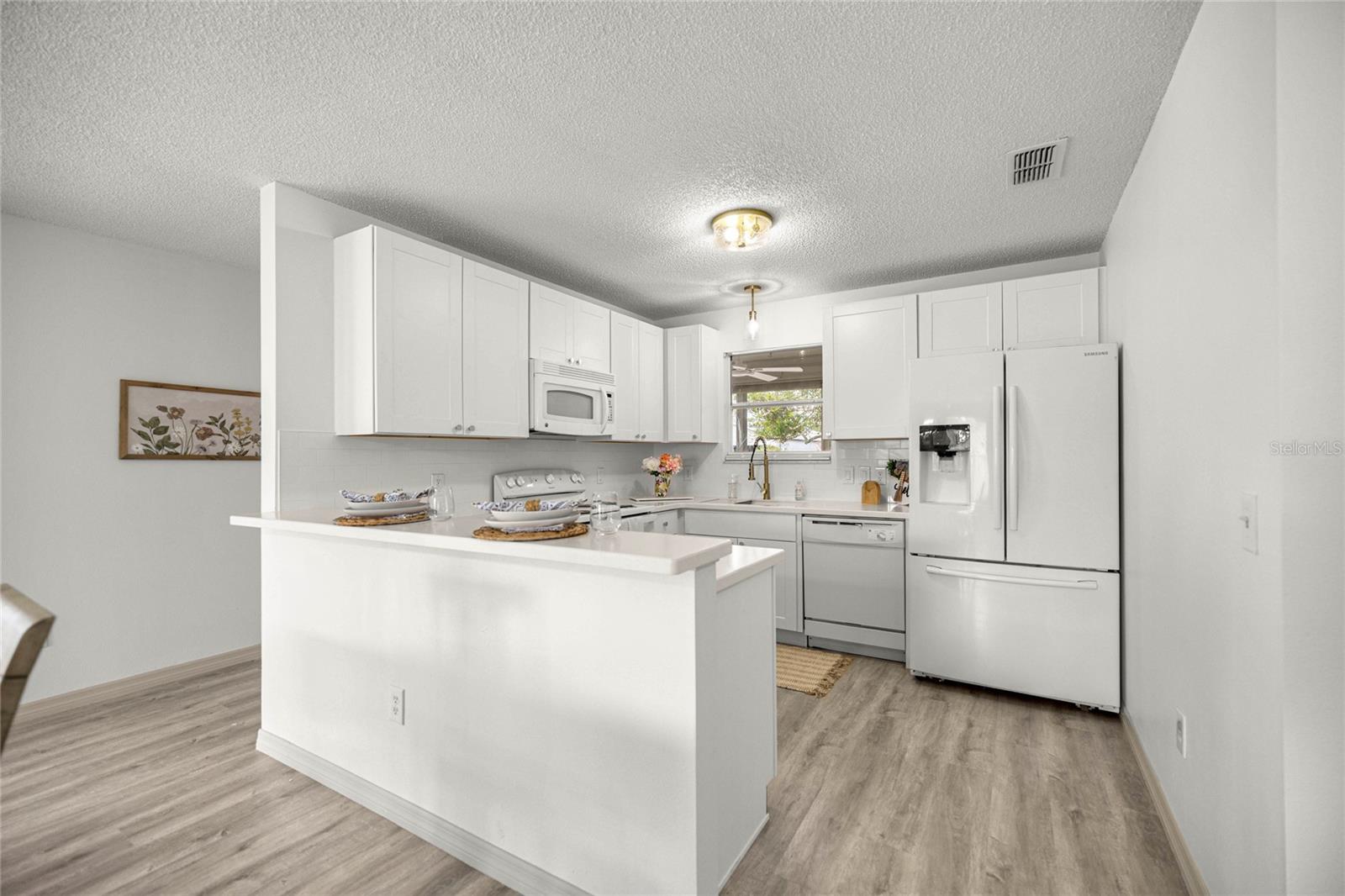 1405 ESPINOZA LANE