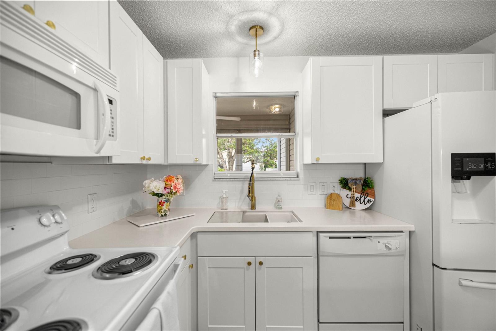 1405 ESPINOZA LANE