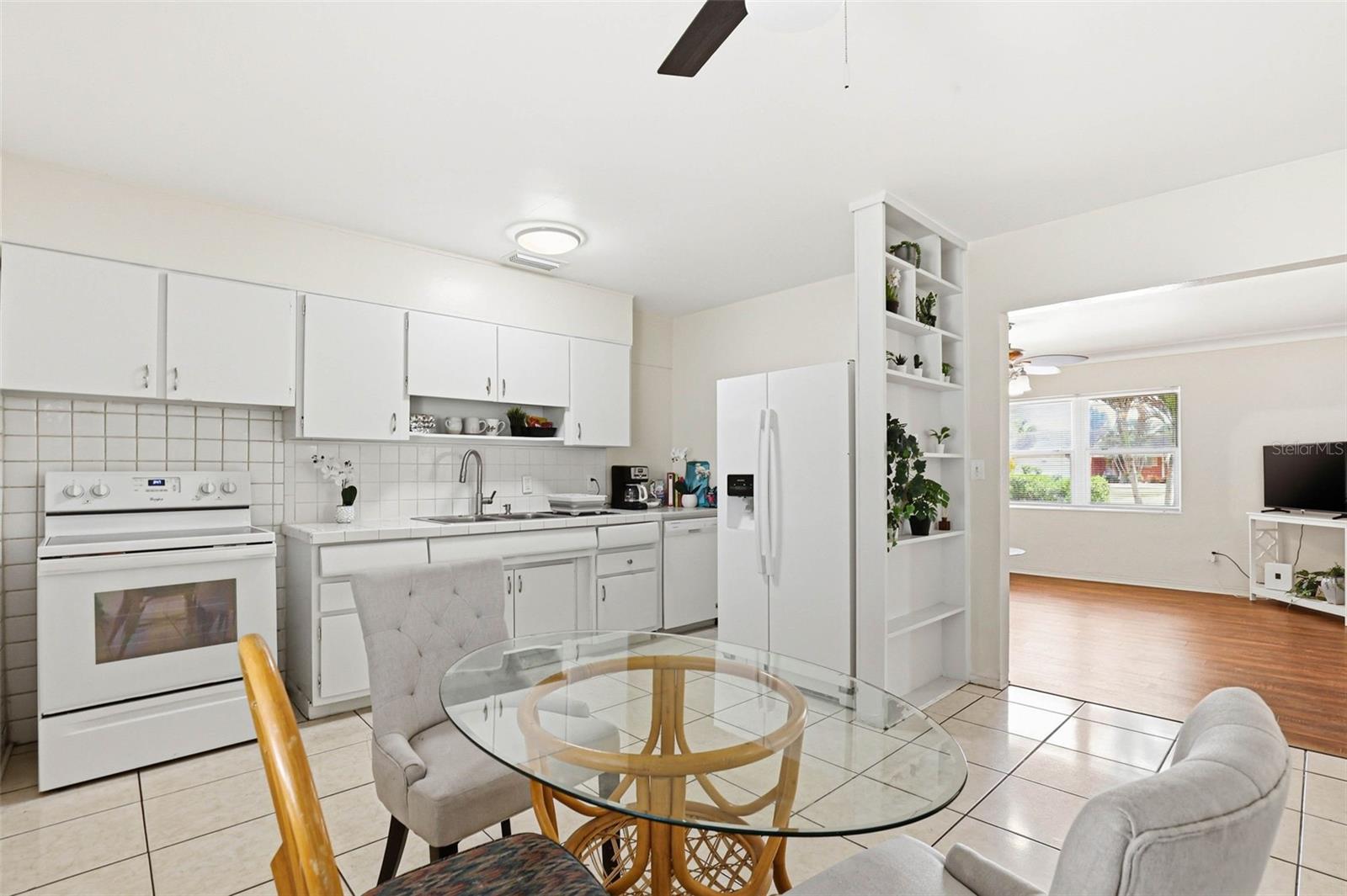 SIRMONS ESTATES - Residential