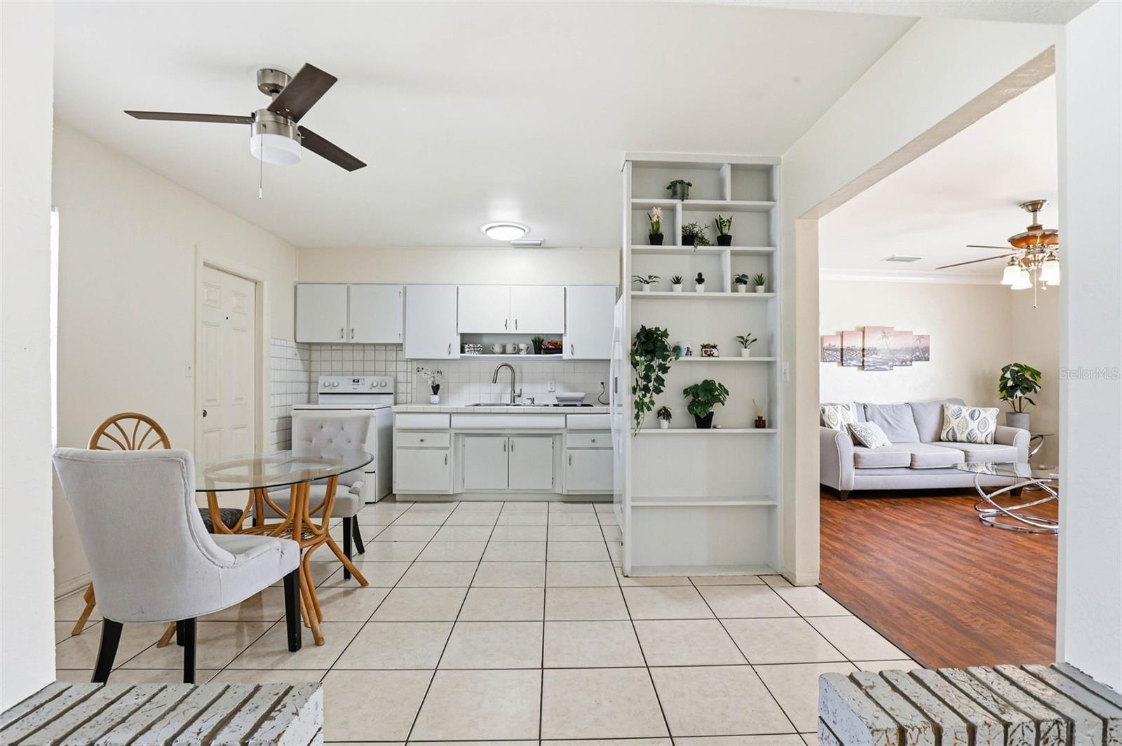 SIRMONS ESTATES - Residential