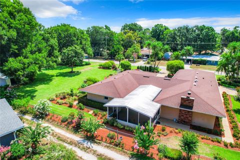 A home in WINTER HAVEN