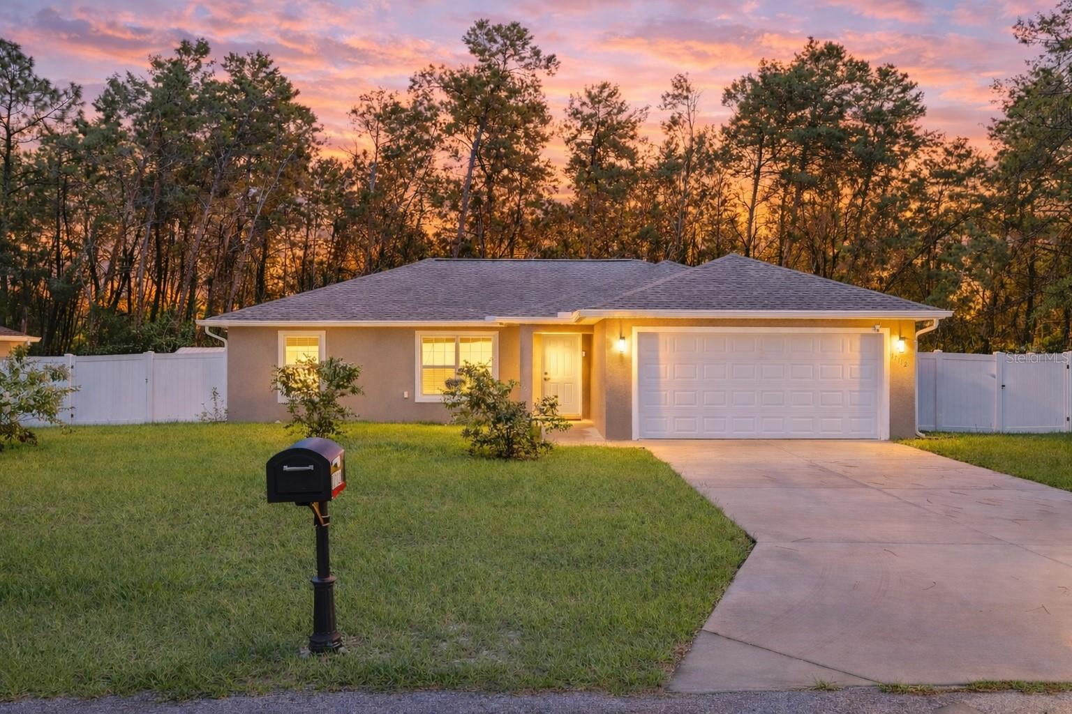 MARION OAKS - Residential