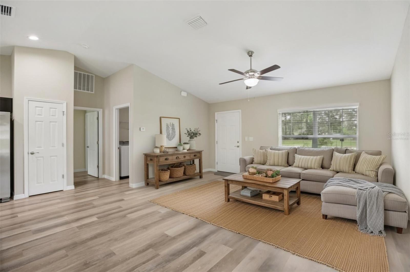 MARION OAKS - Residential