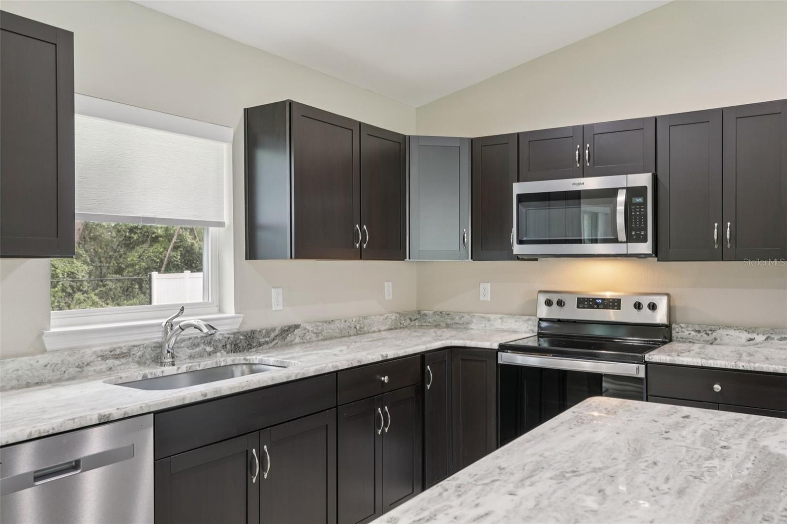 MARION OAKS - Residential