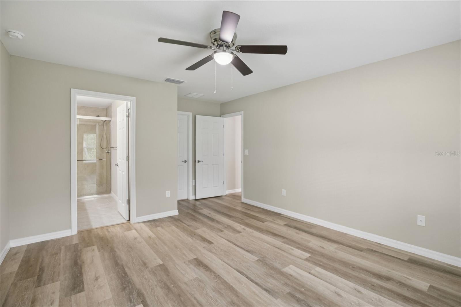 MARION OAKS - Residential