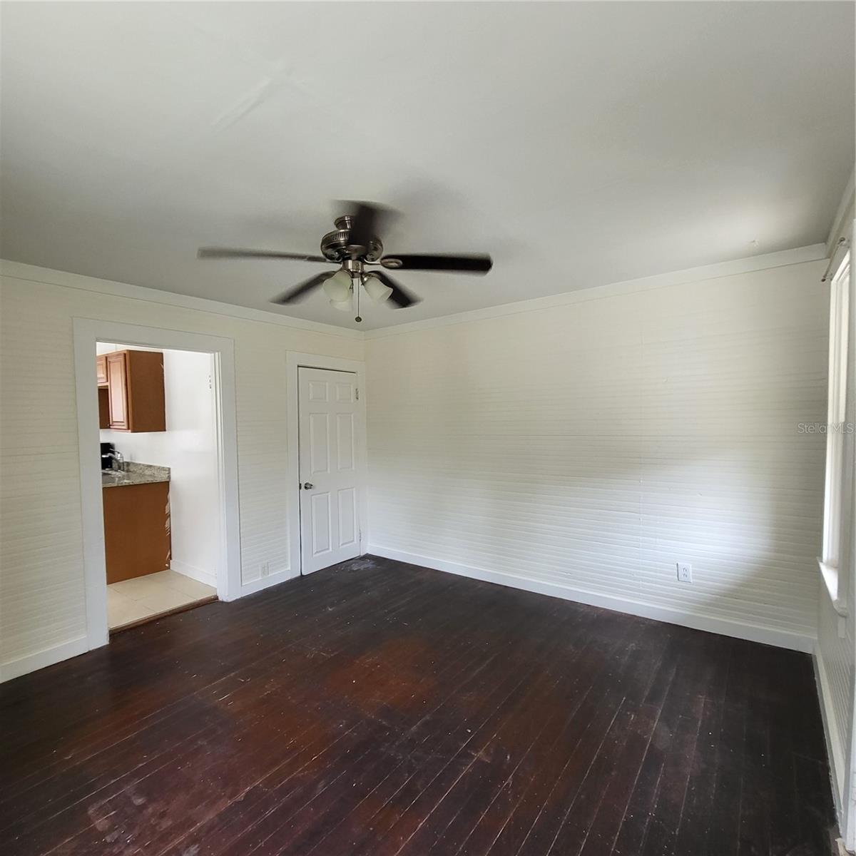 LARGO HEIGHTS REV - Residential Lease