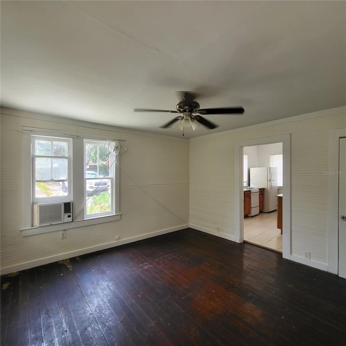 LARGO HEIGHTS REV - Residential Lease