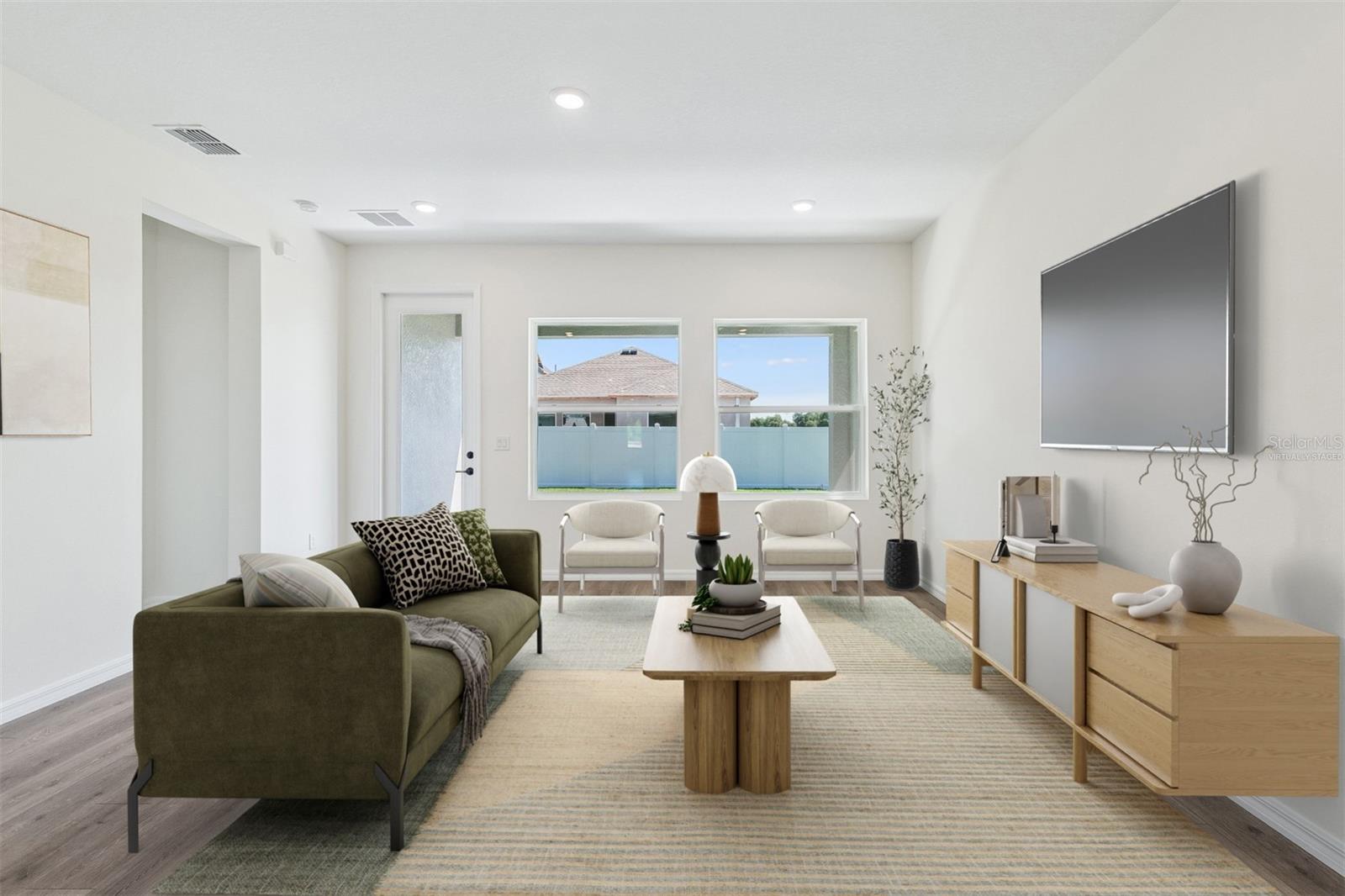 EASTLYN - Residential