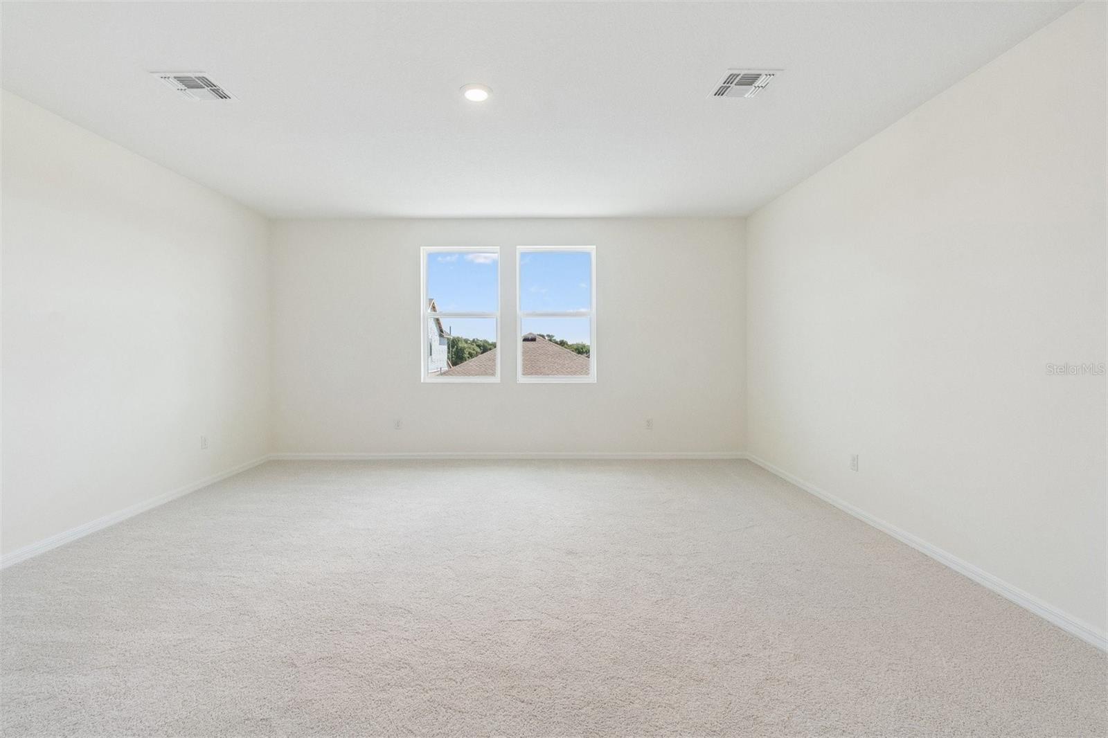 EASTLYN - Residential