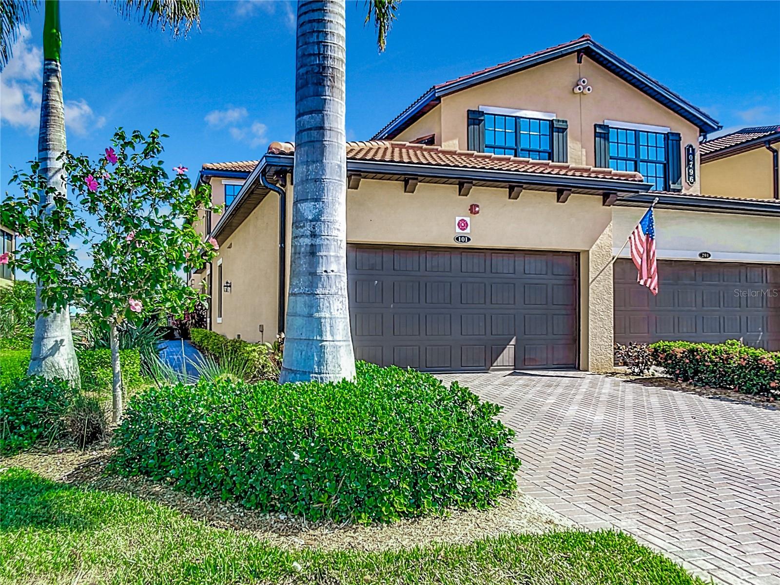 Welcome to the 4th T – A Stunning Amelia Condo in Sarasota National
Step into Florida luxury with this beautifully maintained Amelia model condo, ideally located in the sought-after, Audubon-certified Sarasota National community. Offering breathtaking water views from a spacious 20-foot screened porch, this 3-bedroom, 2-bath condo with a 2-car garage is turnkey furnished and designed for comfort, relaxation, and effortless entertaining.
Property Highlights:
3 spacious bedrooms | 2 full bathrooms, Open-concept living and dining areas, Generous 20’ screened porch overlooking tranquil water views, Modern kitchen with high-end finishes and stainless steel appliances. Fully furnished with stylish, comfortable décor – move-in ready!
2-car garage with ample storage, Like-New construction – meticulously cared for and in pristine condition
Resort-Style Amenities: Located within Sarasota National, a gated, master-planned community known for its Audubon International Certified Signature Sanctuary status, this condo comes with access to unmatched lifestyle and recreational amenities: Unlimited golf on a championship 18-hole course (bundled golf membership). Expansive 33,000+ sq. ft. Palm Club amenity center. Resort-style pool & lap pool
Full-service spa and day spa, Pickleball, tennis, and bocce ball courts, State-of-the-art fitness center and yoga studio, Scenic walking and biking trails, On-site restaurants (4) and bar with gourmet dining options
Community & Location Perks:
Audubon-certified for environmental stewardship, preserving natural wildlife habitats and lush landscaping
Minutes from Wellen Park, a vibrant hub with shopping, dining, parks, and the CoolToday Park (spring training home of the Atlanta Braves)
Close proximity to historic downtown Venice, full of charming boutiques, cultural attractions, and local cafes
Just a short drive to Gulf Coast beaches including Venice Beach, Caspersen Beach, and Manasota Key
Nearby top-rated restaurants, from fresh seafood to upscale cuisine
Whether you’re looking for a relaxing getaway or a seasonal home in one of the most desirable locations on Florida’s Gulf Coast, this golf condo rental offers the perfect blend of luxury, leisure, and location. Enjoy the sunshine, the views, and the welcoming Sarasota National lifestyle – all from the comfort of your turnkey Amelia condo on the 4th T.